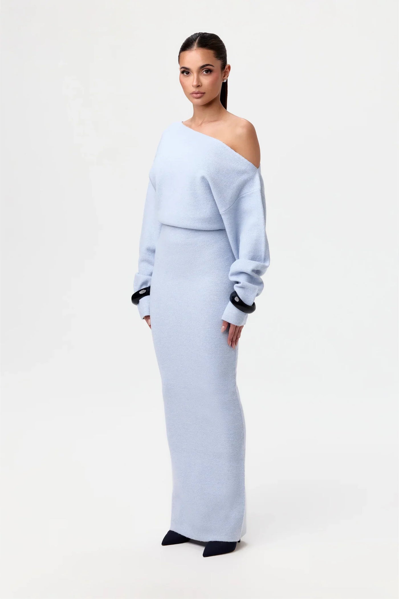 Kelsie™ – Das weiche und sinnliche Off-Shoulder-Kleid